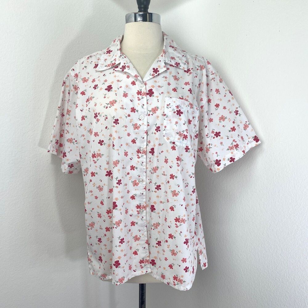 Bobbie Brooks White Red Floral Blouse XL Button Front Oversized Boho Peasant Top